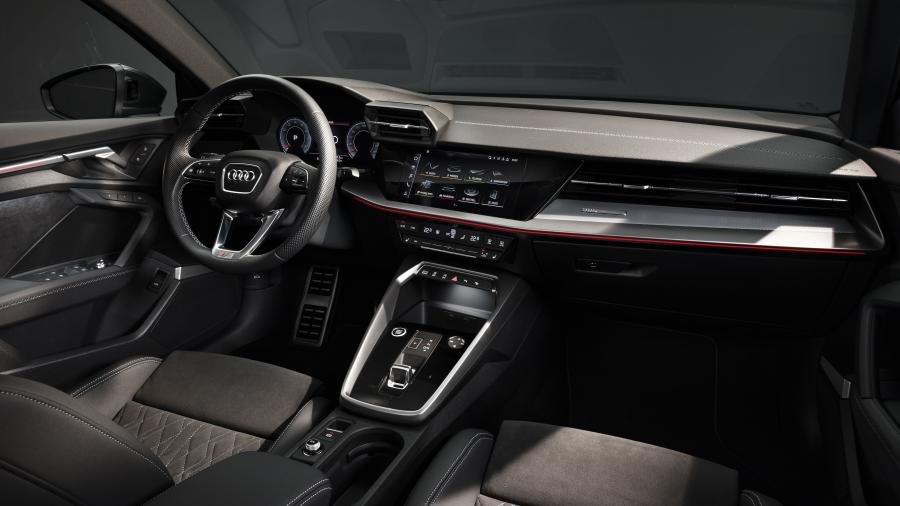 Торпедо Audi A3 Sedan 35 TFSI 2020 года  (WW) (фото 32 из 50)